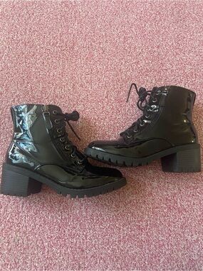 Black Patent Lace-Up Combat Boots for Women